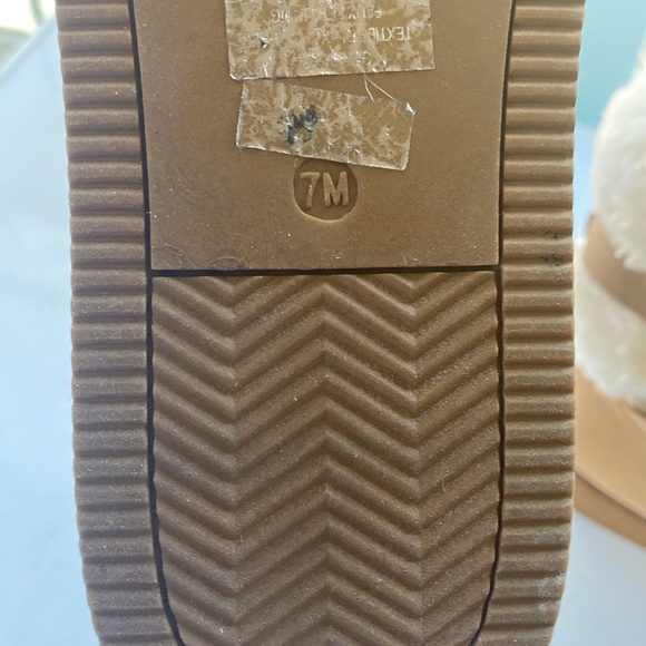 Boot Sale!!! - Picture 5 of 7